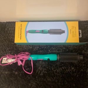 Drew Barrymore flower beauty curling iron